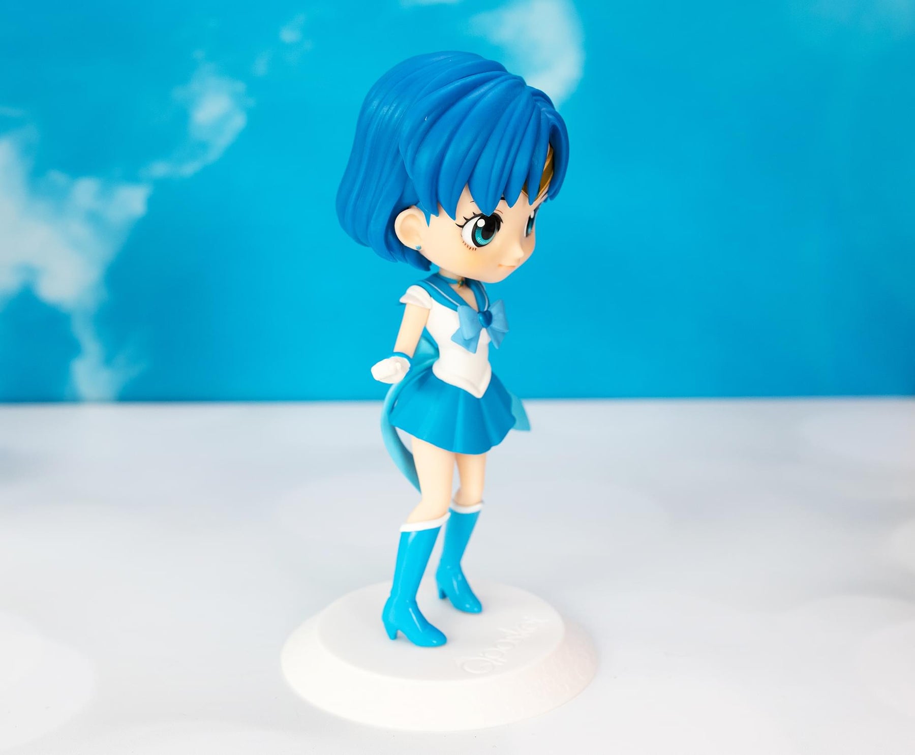 Sailor Moon Eternal Q Posket Action Figure | Super Sailor Mercury (Version A)