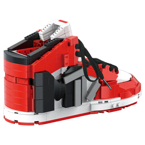 MTV Icon Sneaker 561-Piece Brickcraft Building Set