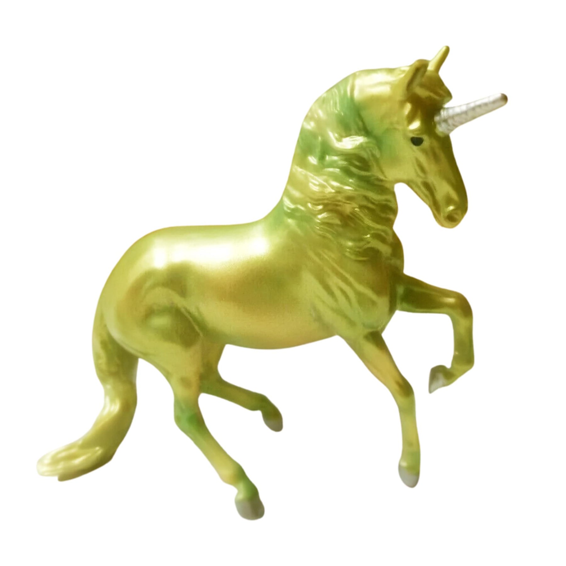 Breyer Unicorn Treasures 1:32 Scale Model Horse | Peridot