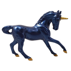 Breyer Unicorn Treasures 1:32 Scale Model Horse | Topaz