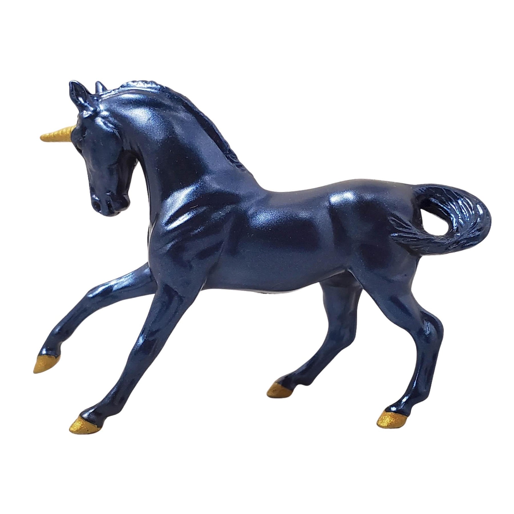 Breyer Unicorn Treasures 1:32 Scale Model Horse | Topaz