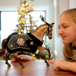 Breyer 2023 Holiday Horse | Highlander