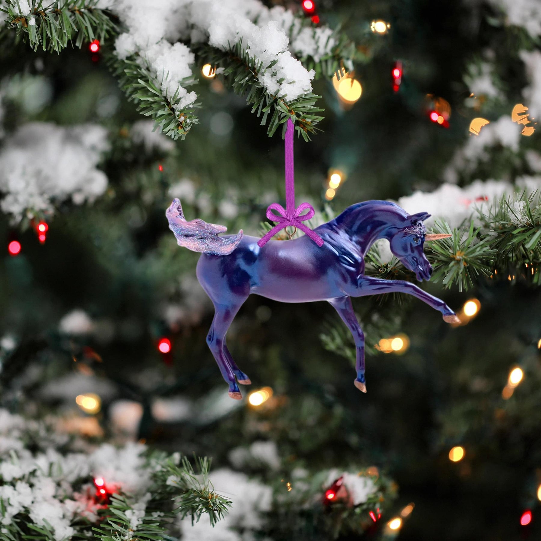 Breyer 2022 Holiday Unicorn Ornament | Tyrian