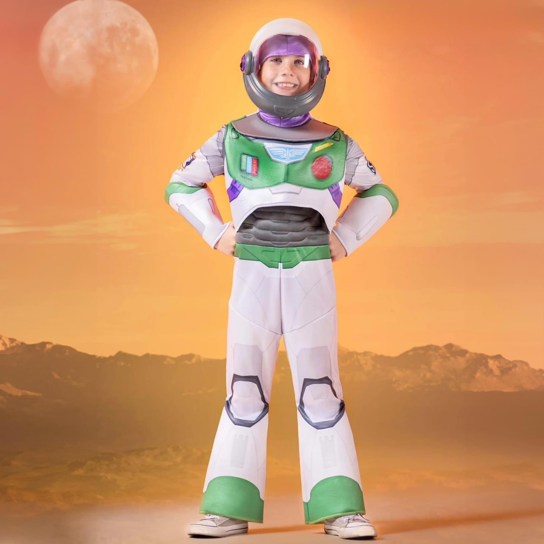 Disney/Pixar Buzz Lightyear Deluxe Child Costume