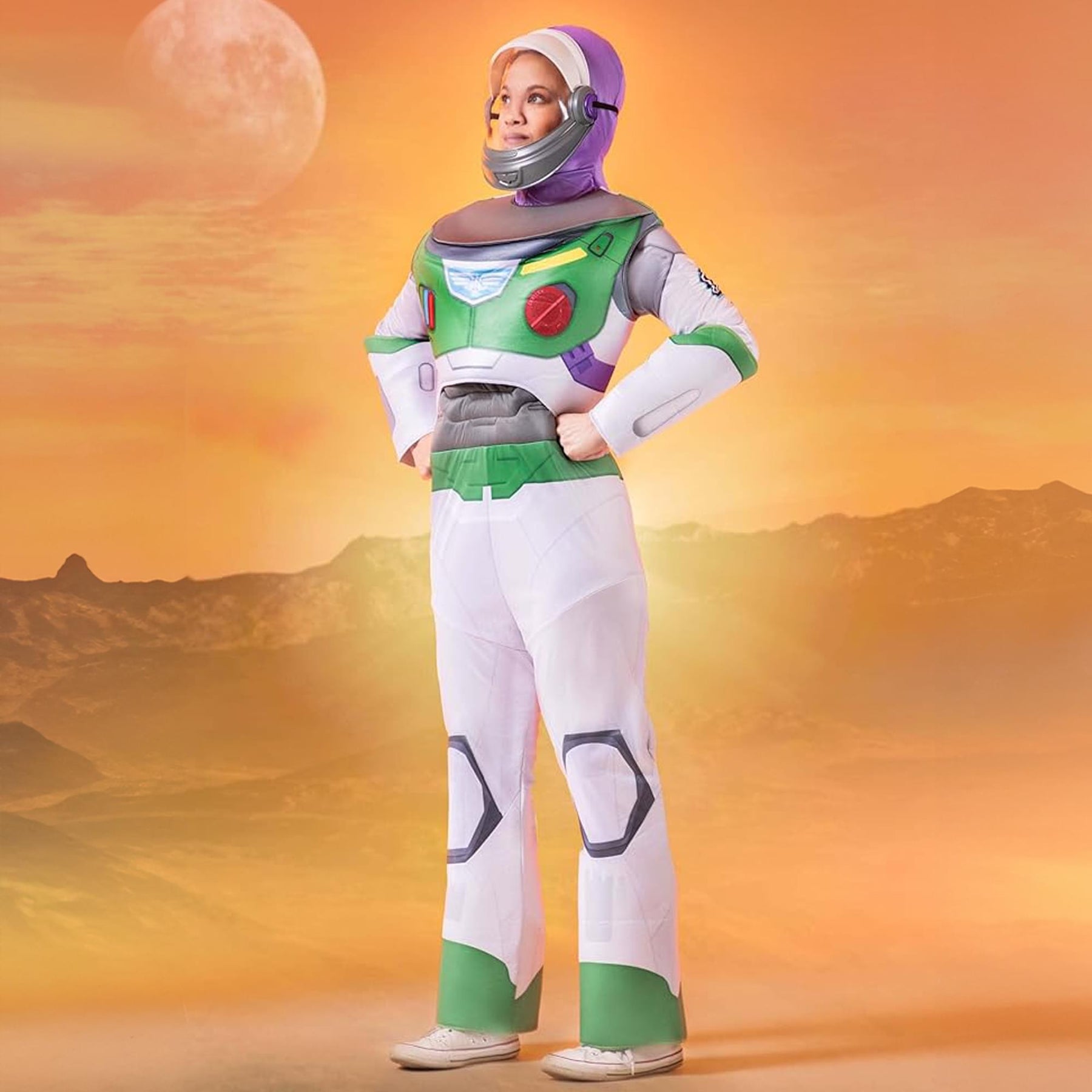 Disney/Pixar Buzz Lightyear Deluxe Adult Costume