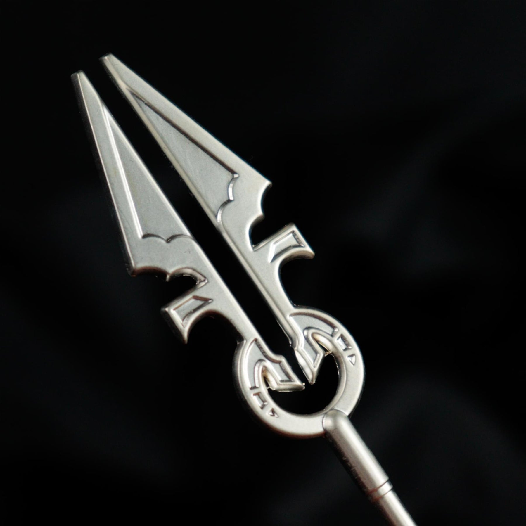 Magic: The Gathering .999 Silver Plated Avacyn's Moonsilver Spear Mini Replica