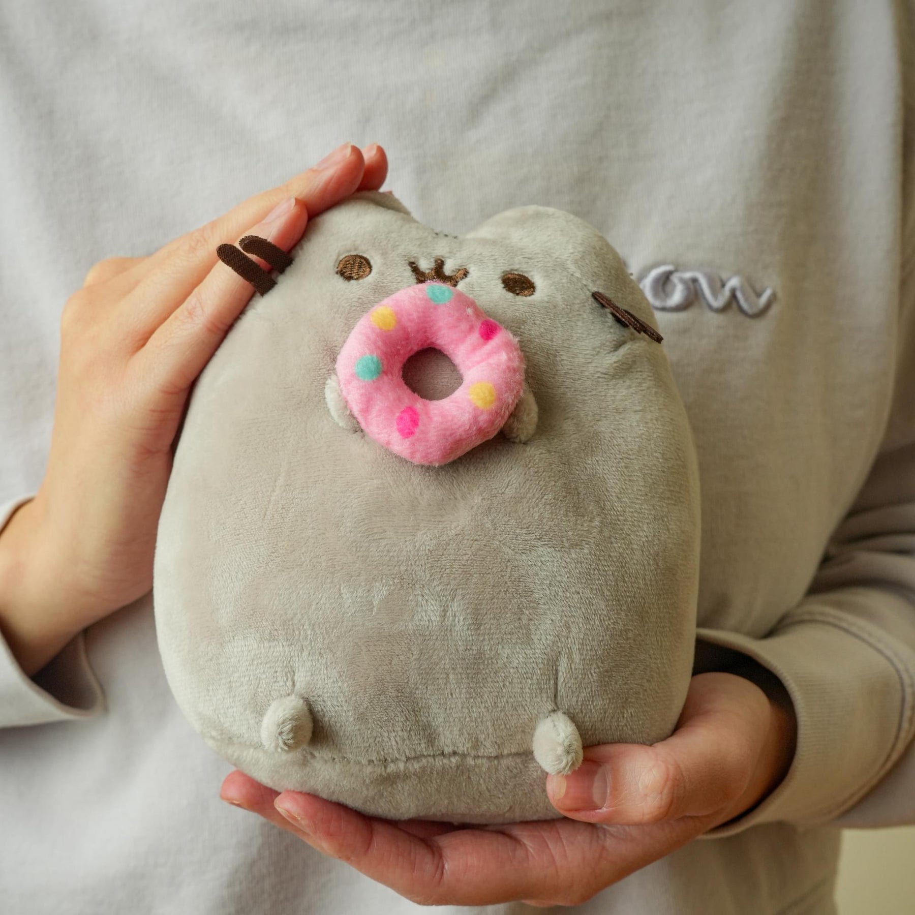 Pusheen 6.5 Inch Plush | Pusheen with Donut