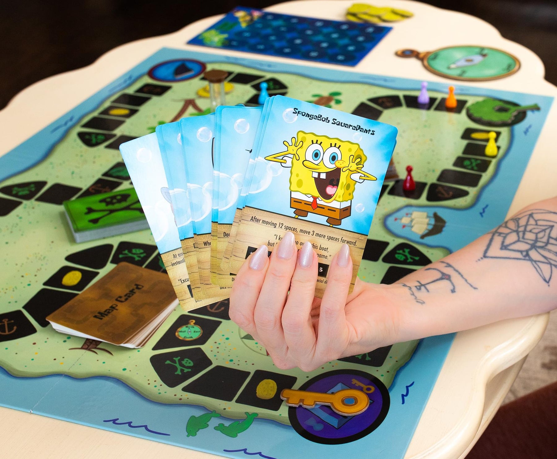 Nickelodeon SpongeBob SquarePants Flying Dutchman's Treasure Hunt Board Game