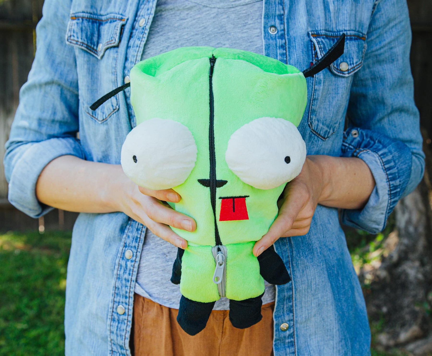 Invader Zim GIR With Removable Costume 10-Inch Collector Plush Toy