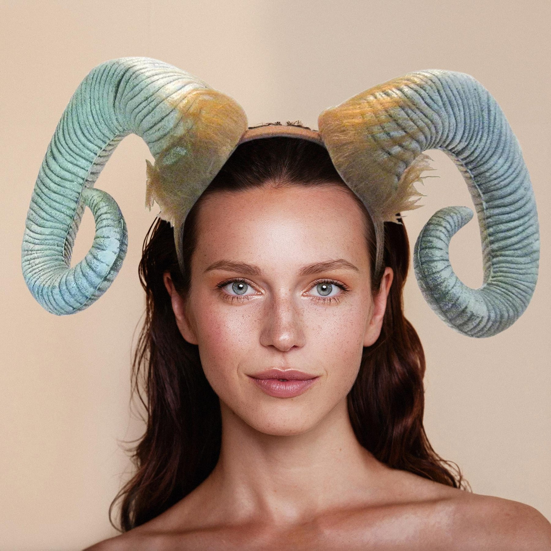 Superlight Ram Horns Costume Accessory