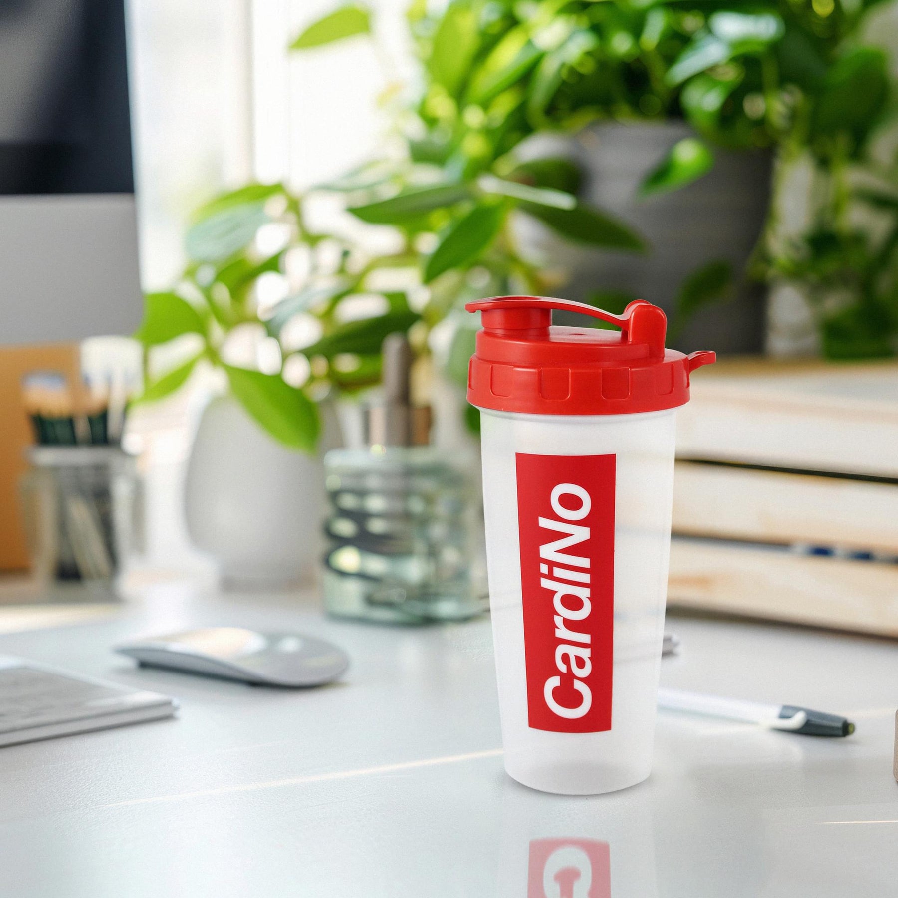 CardiNo 20oz Plastic Shaker Bottle