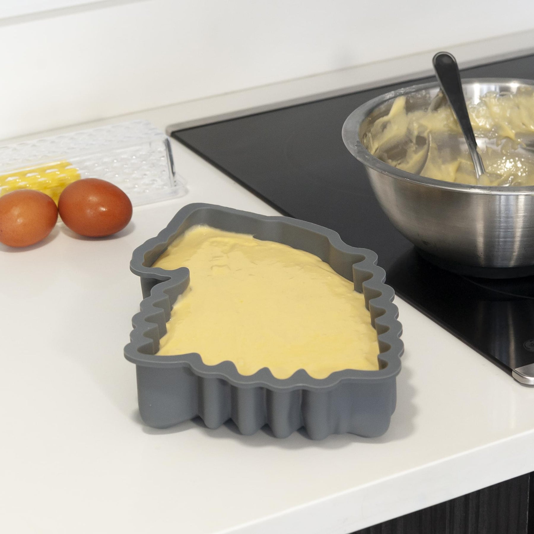 Game Of Thrones Silicone Cake Pan | Official House Stark Dire Wolf Cake Mold