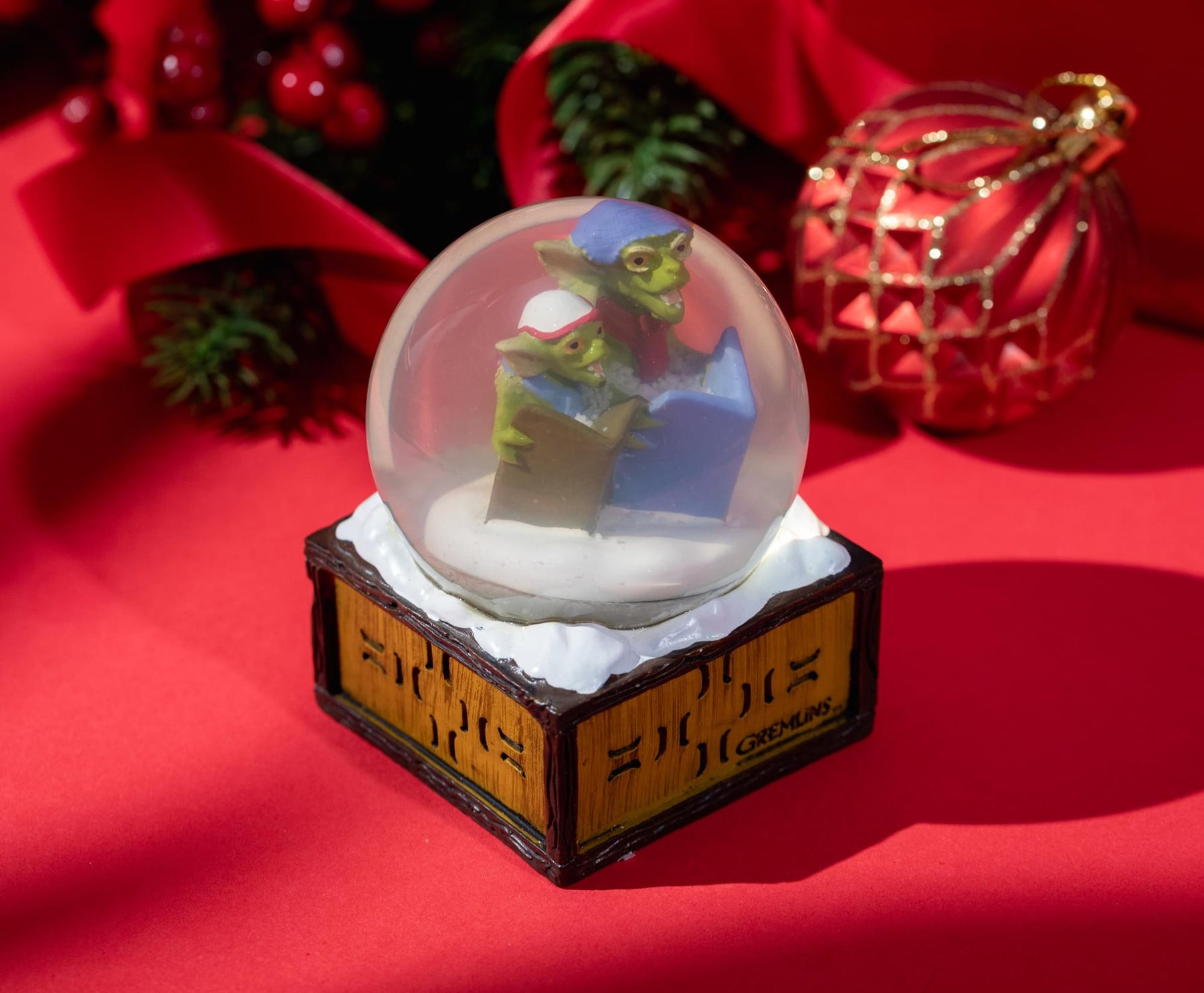 Gremlins Holiday Snow globe