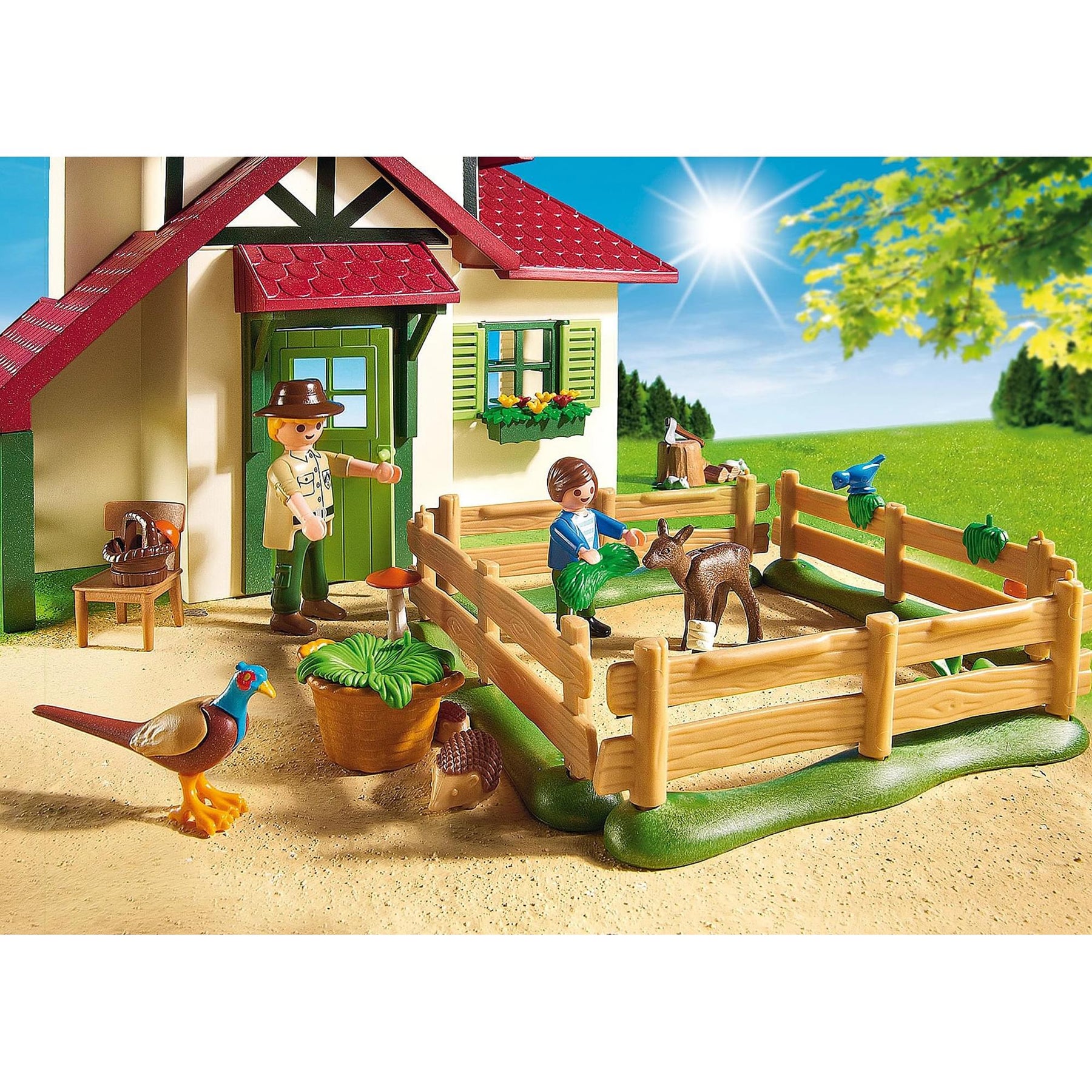 Playmobil 6811 Country Forest Ranger House Building Set