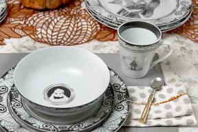 The Nightmare Before Christmas 16-Piece Ceramic Dinnerware Set