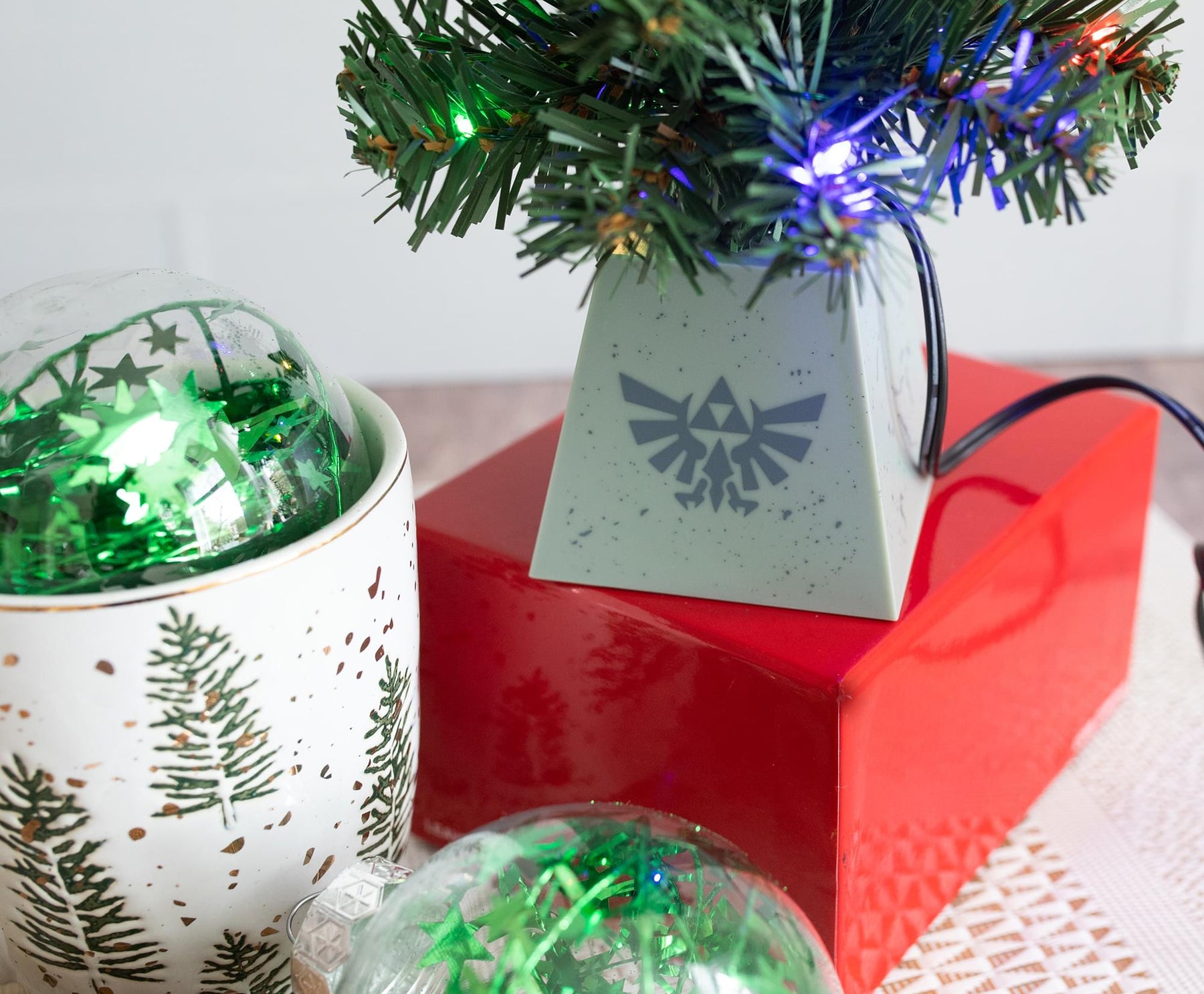 The Legend of Zelda Triforce LED USB-Powered Light-Up Desktop Holiday Tree