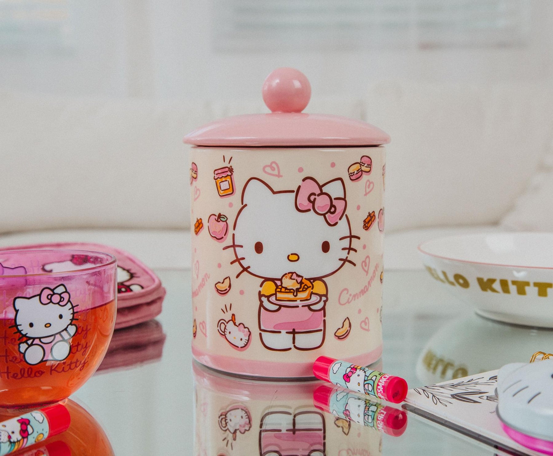 Hello Kitty, Kitchen, New Hello Kitty Christmas Ceramic Tupperware  Storage Containers Set