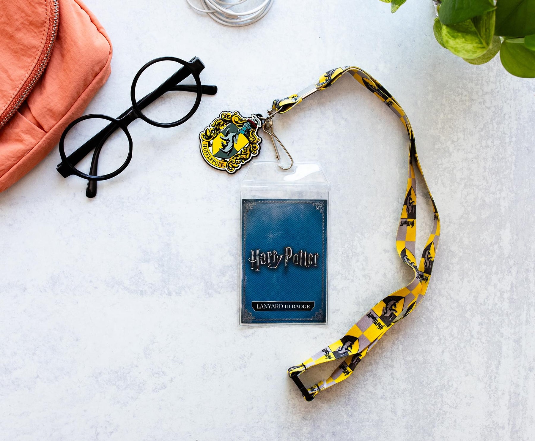 Harry Potter Hufflepuff 22-Inch Lanyard With ID Badge Holder And Logo Charm