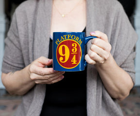 Harry Potter Hogwarts Pint Glass And Platform 9 3/4 Mug Set