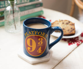 Harry Potter Hogwarts Pint Glass And Platform 9 3/4 Mug Set