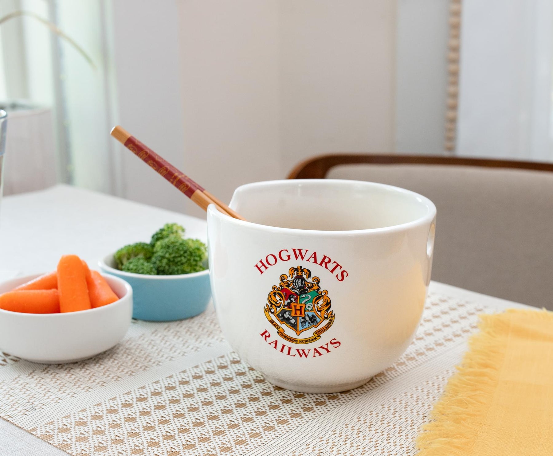 Harry Potter "Hogwarts Railways" 20-Ounce Ceramic Ramen Bowl and Chopstick Set