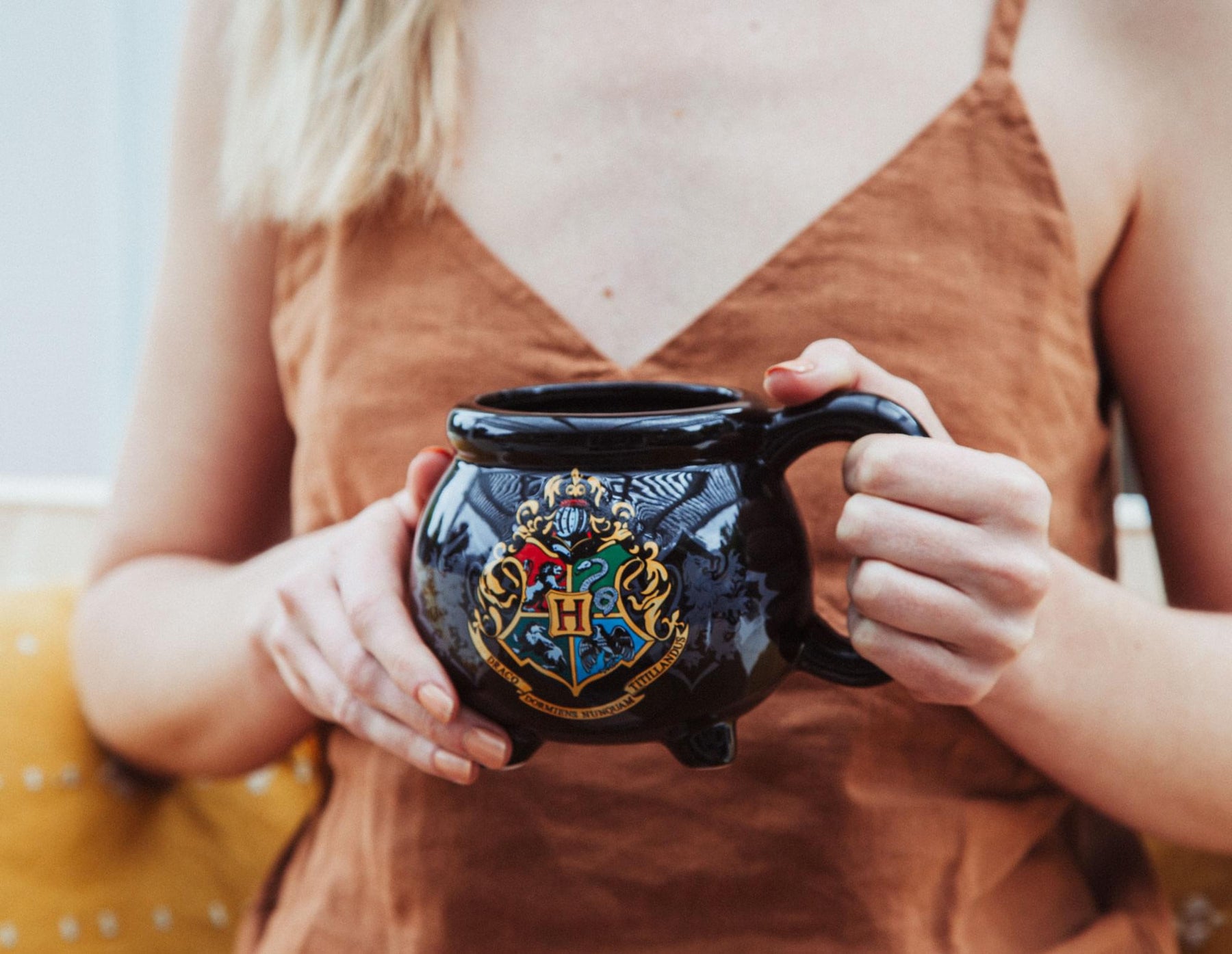 Harry Potter Hogwarts Cauldron 20oz Ceramic 3D Sculpted Mug