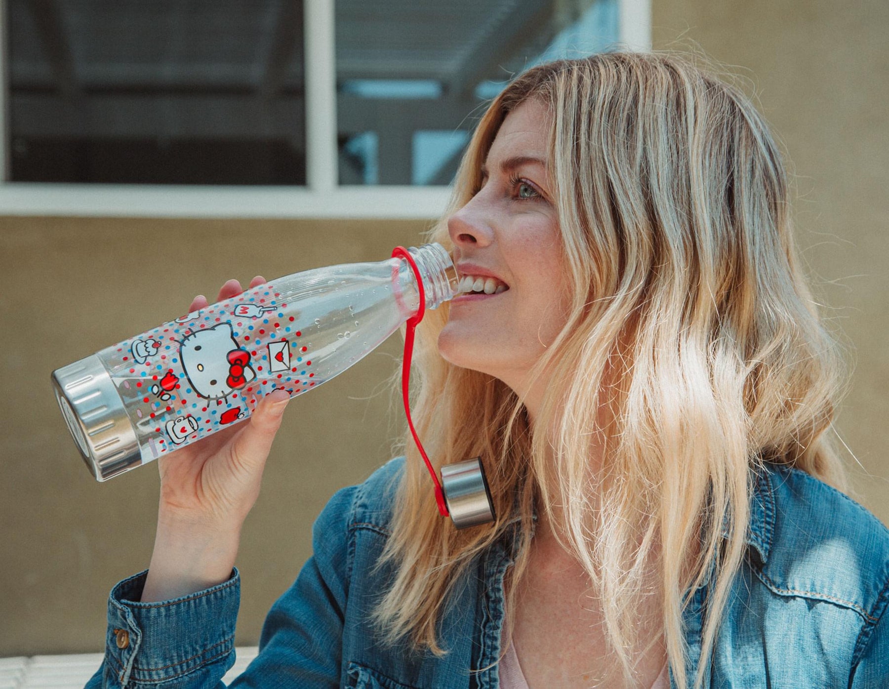 Hello Kitty Red White Blue Dots 20oz Water Bottle