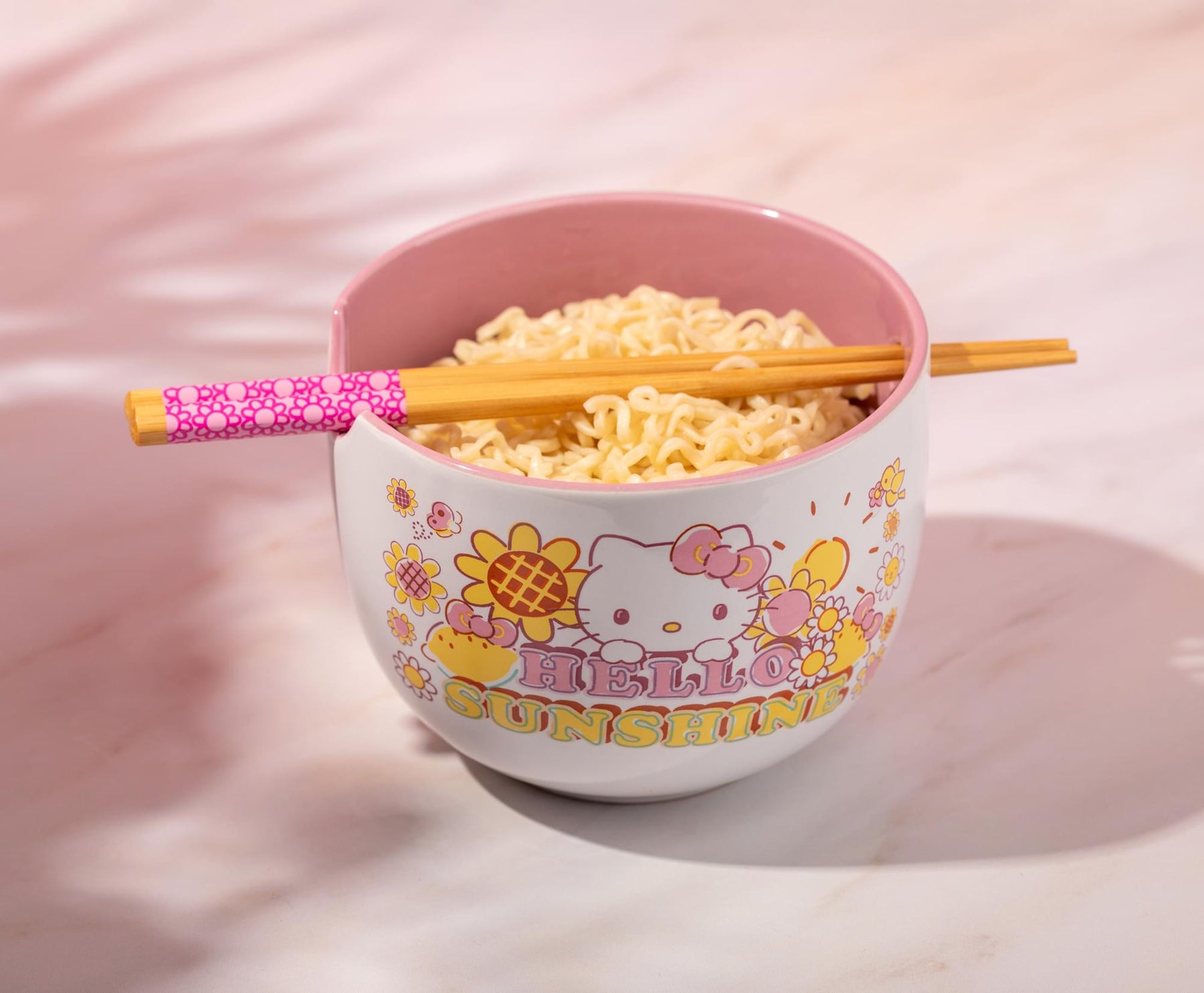 Sanrio Hello Kitty "Hello Sunshine" 20-Ounce Ramen Bowl and Chopstick Set