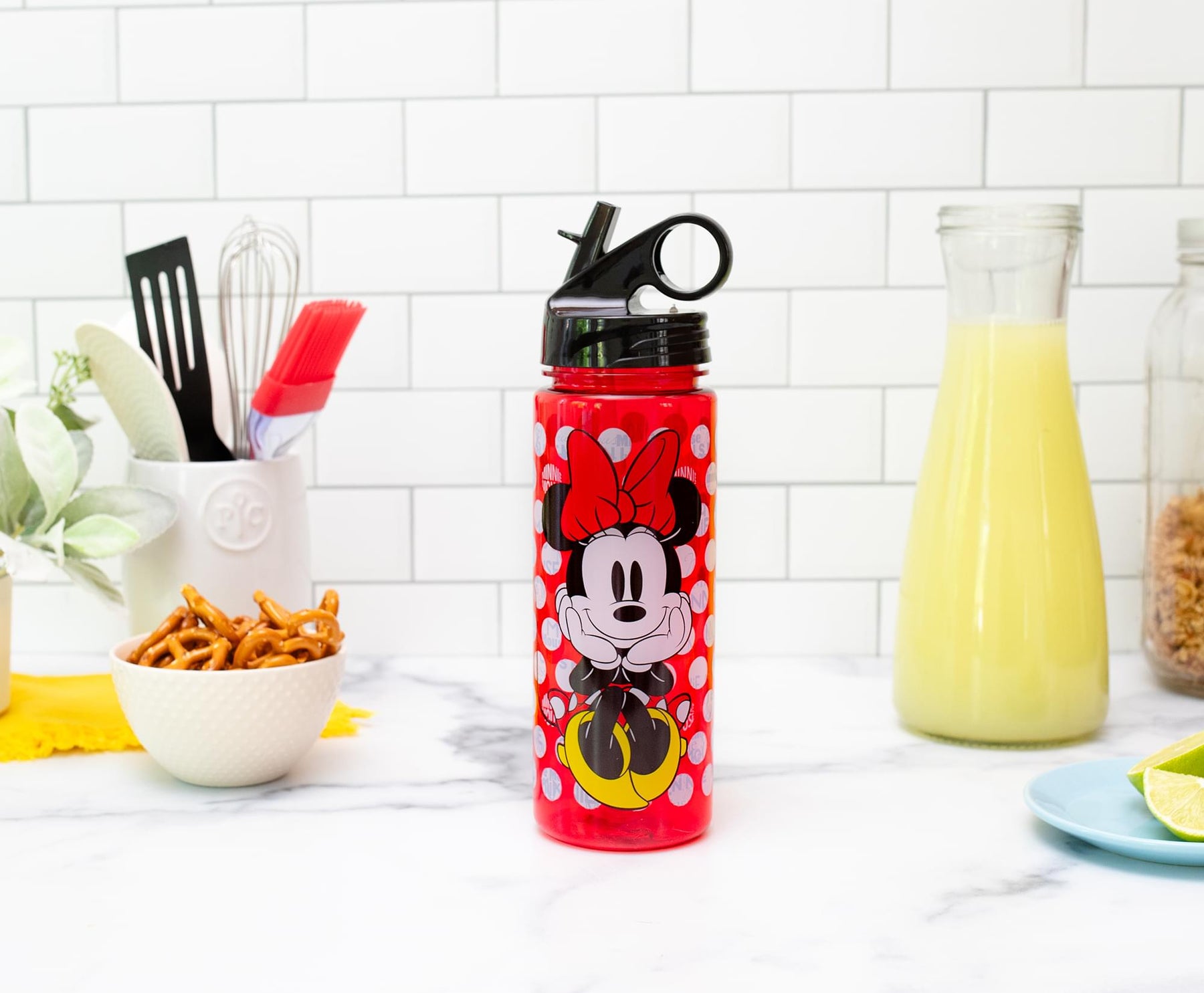 Disney Minnie Mouse Water Bottle With Flip-Up Straw | Holds 20 Ounces