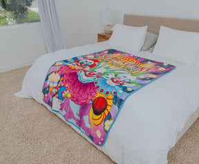 Killer Klowns From Outer Space Characters Raschel Throw Blanket | 45 x 60 Inches