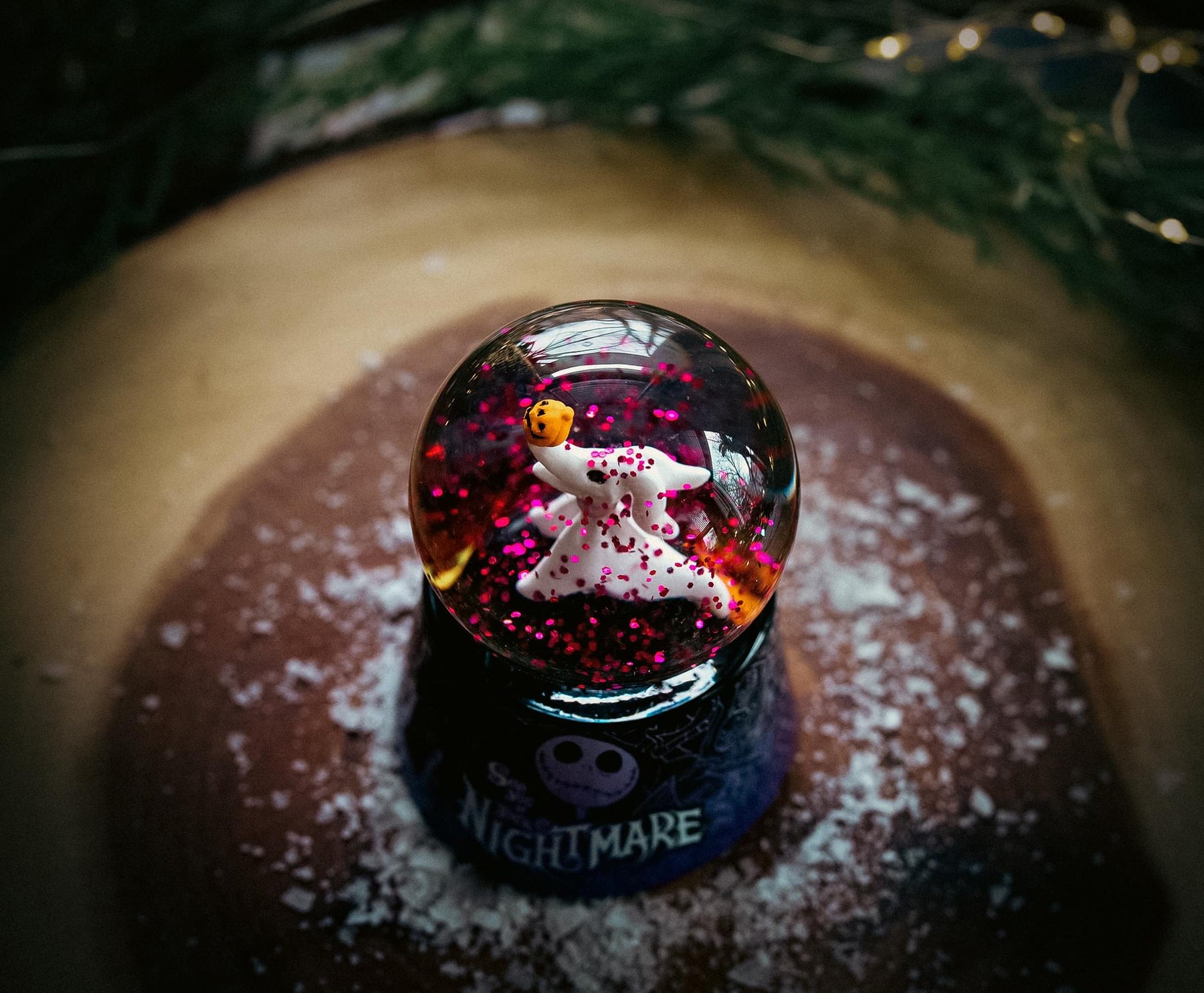 Disney The Nightmare Before Christmas Zero 3-Inch Mini Light-Up Snow Globe