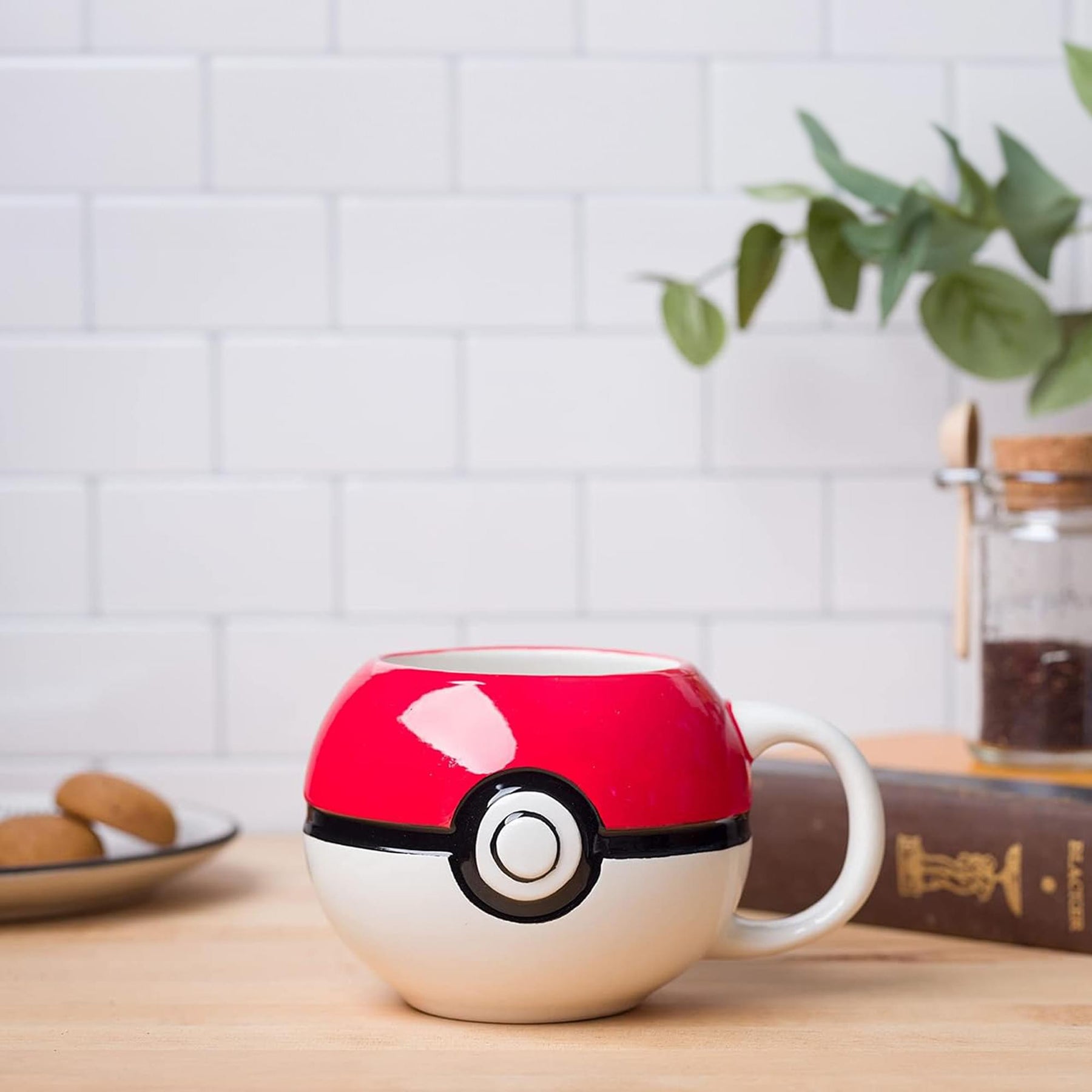 Pokemon Pokeball 20 Ounce 3D Sculpted Ceramic Mug