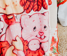 Strawberry Shortcake "Berry Special" Raschel Throw Blanket | 45 x 60 Inches