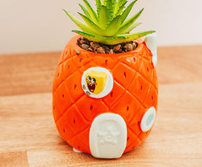 SpongeBob Pineapple House 5-Inch Ceramic Planter With Artificial Succulent