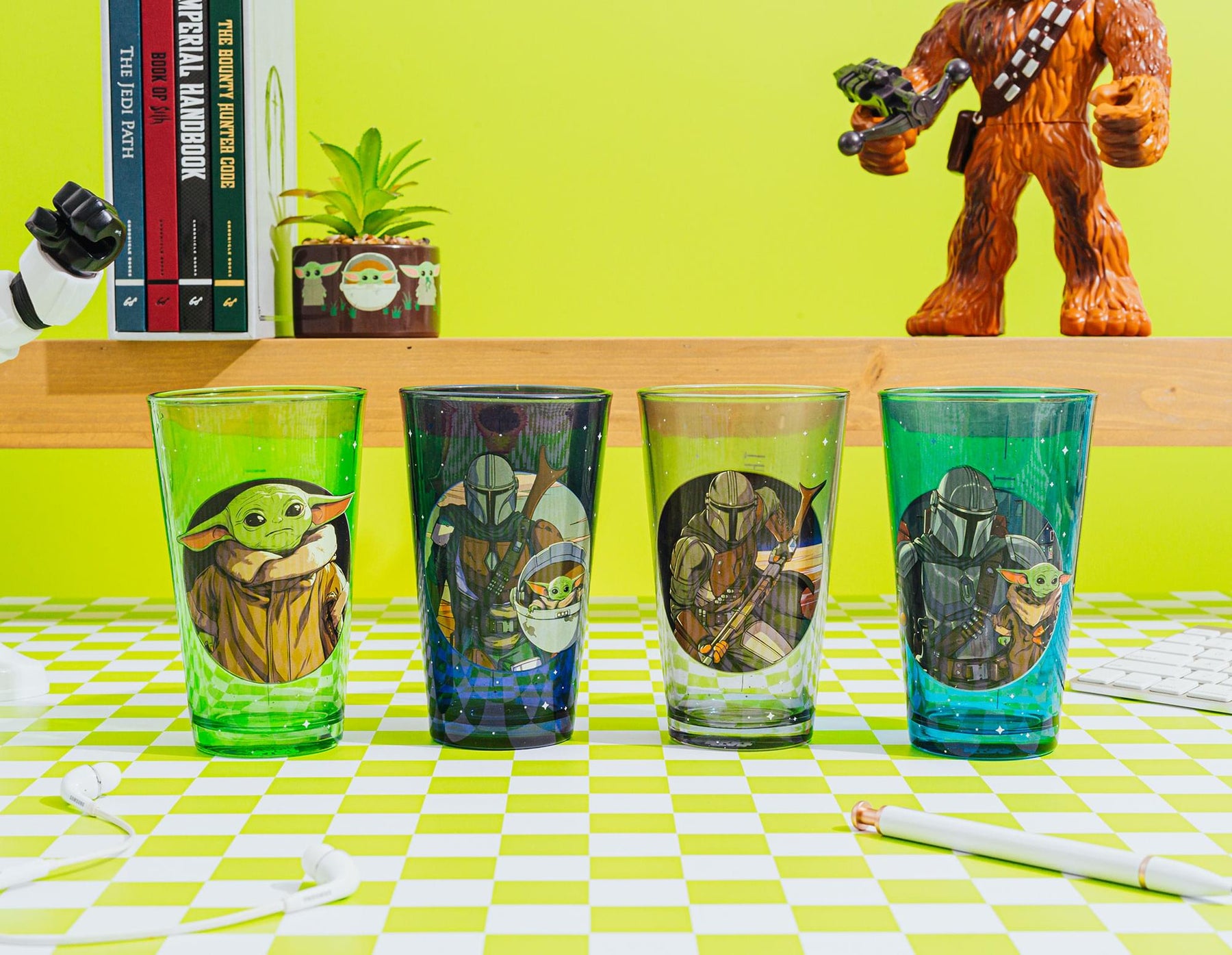 Star Wars: The Mandalorian 16-Ounce Pint Glasses | Set of 4