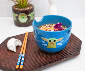 Star Wars: The Mandalorian Grogu "Nom Nom" 20-Ounce Ramen Bowl and Chopstick Set