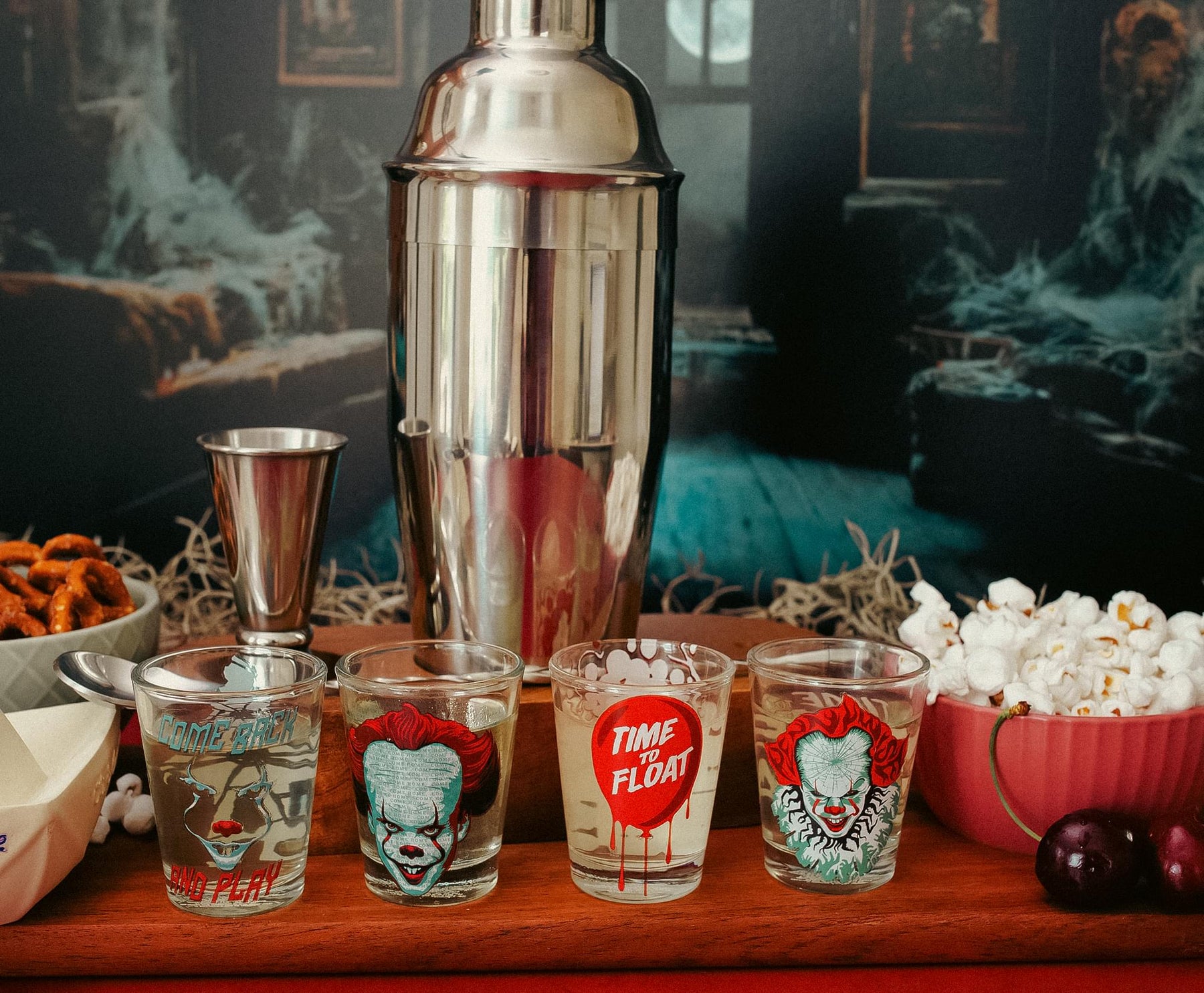 IT Pennywise 2-Ounce Mini Shot Glasses | Set of 4