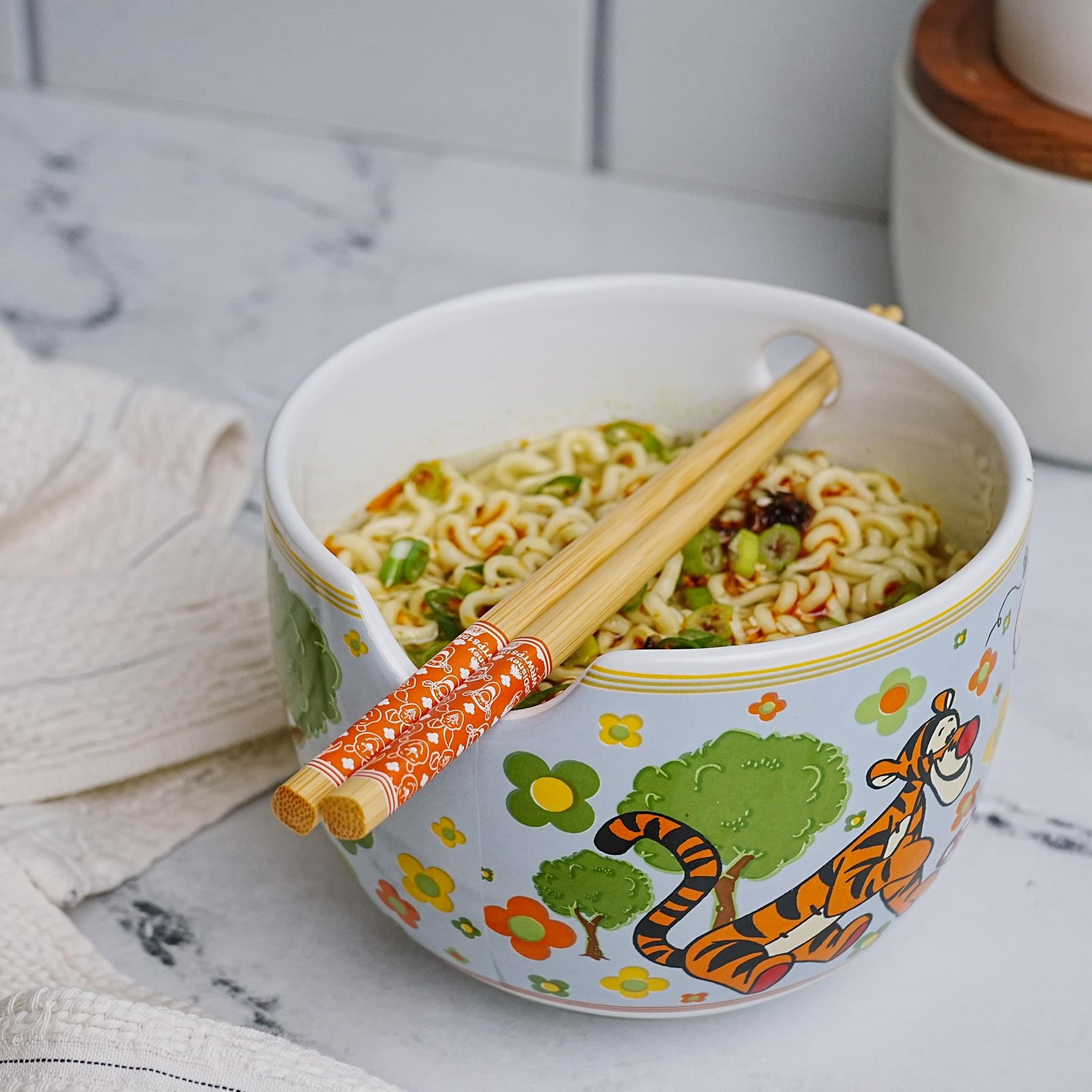 Disney Winnie The Pooh Friends 20-Ounce Ceramic Ramen Bowl and Chopstick Set