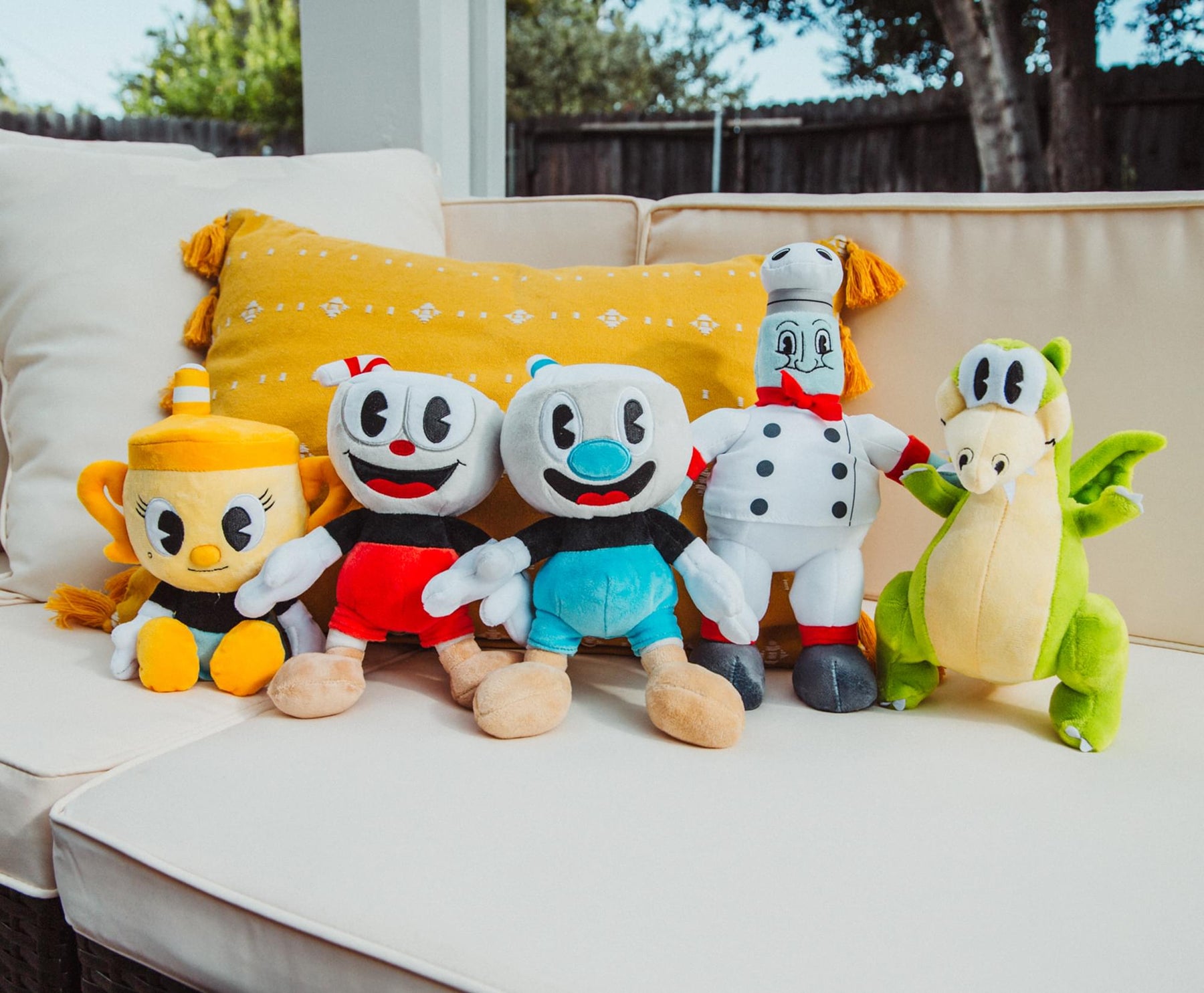 Cuphead and shop mugman plush