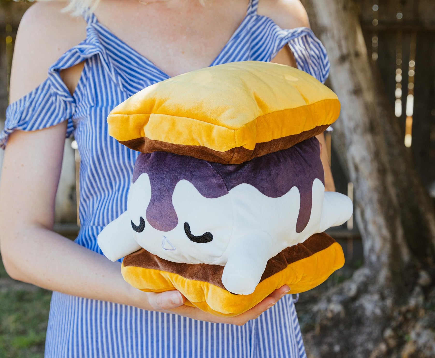 MoshiOshis S'more 9-Inch Character Plush Toy | Yume Mashumaro