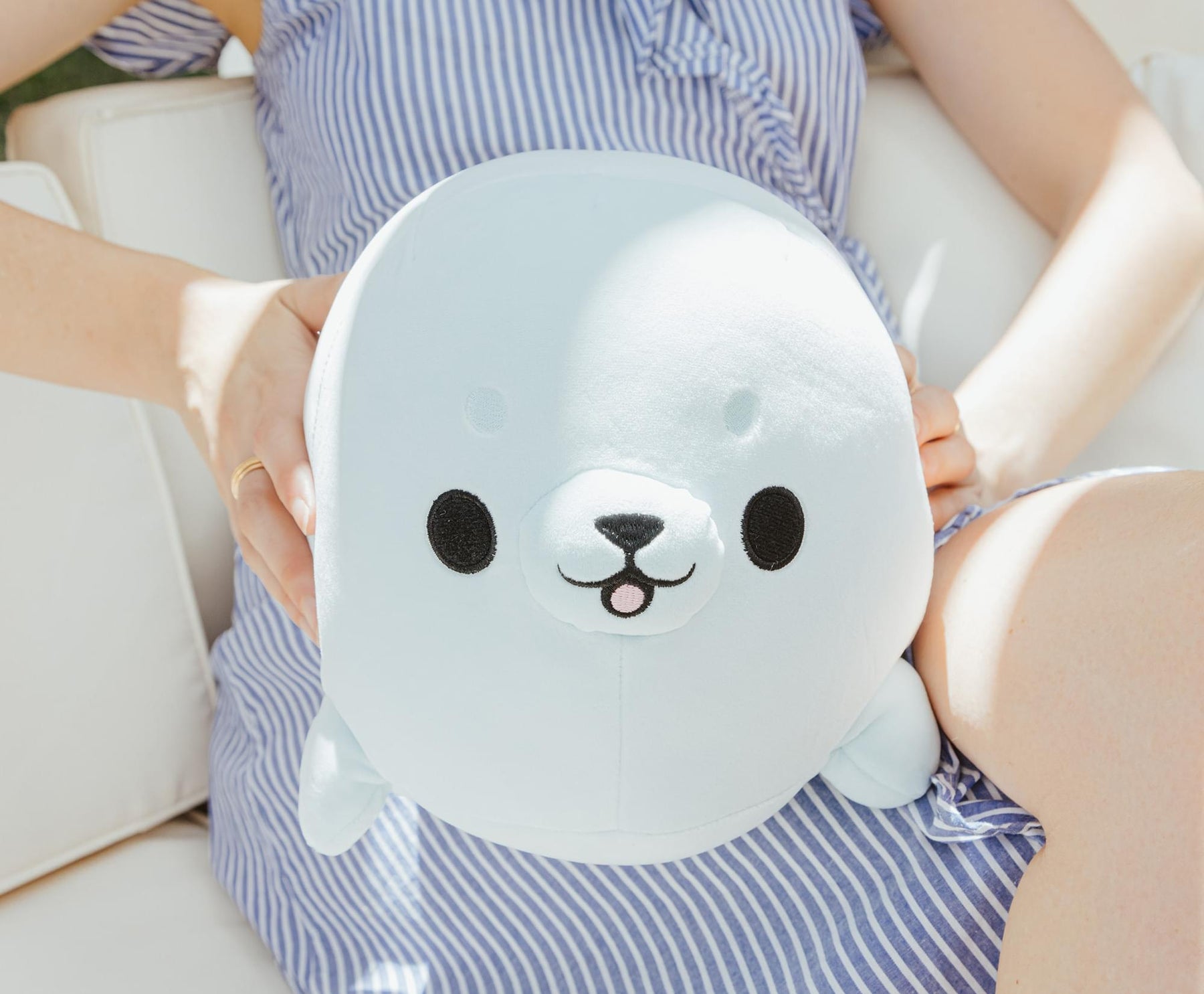 MochiOshis Seal 12-Inch Character Plush Toy | Kaiyu Azarashi