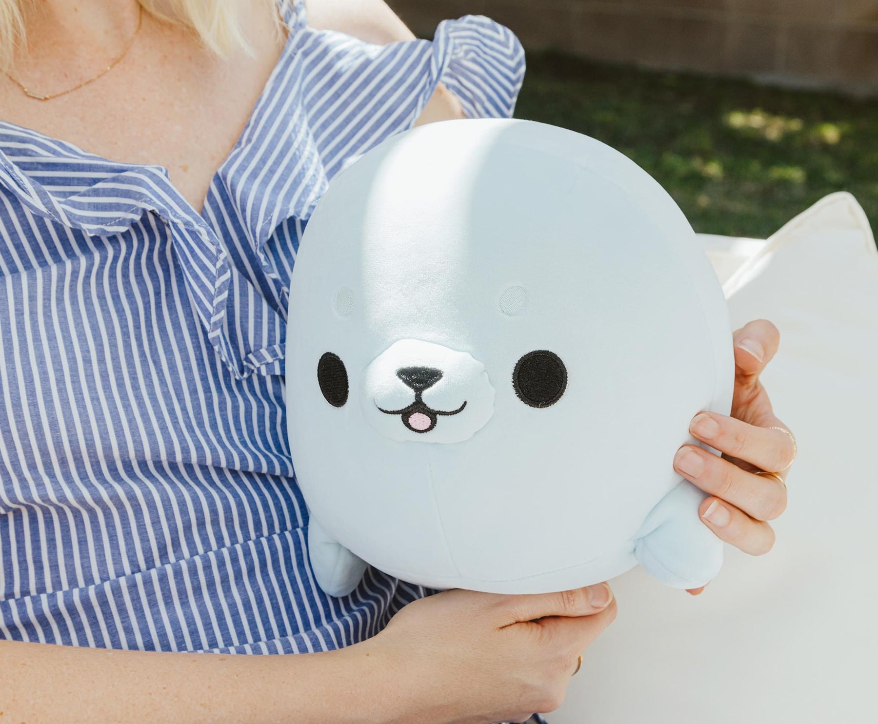 MochiOshis Seal 12-Inch Character Plush Toy | Kaiyu Azarashi