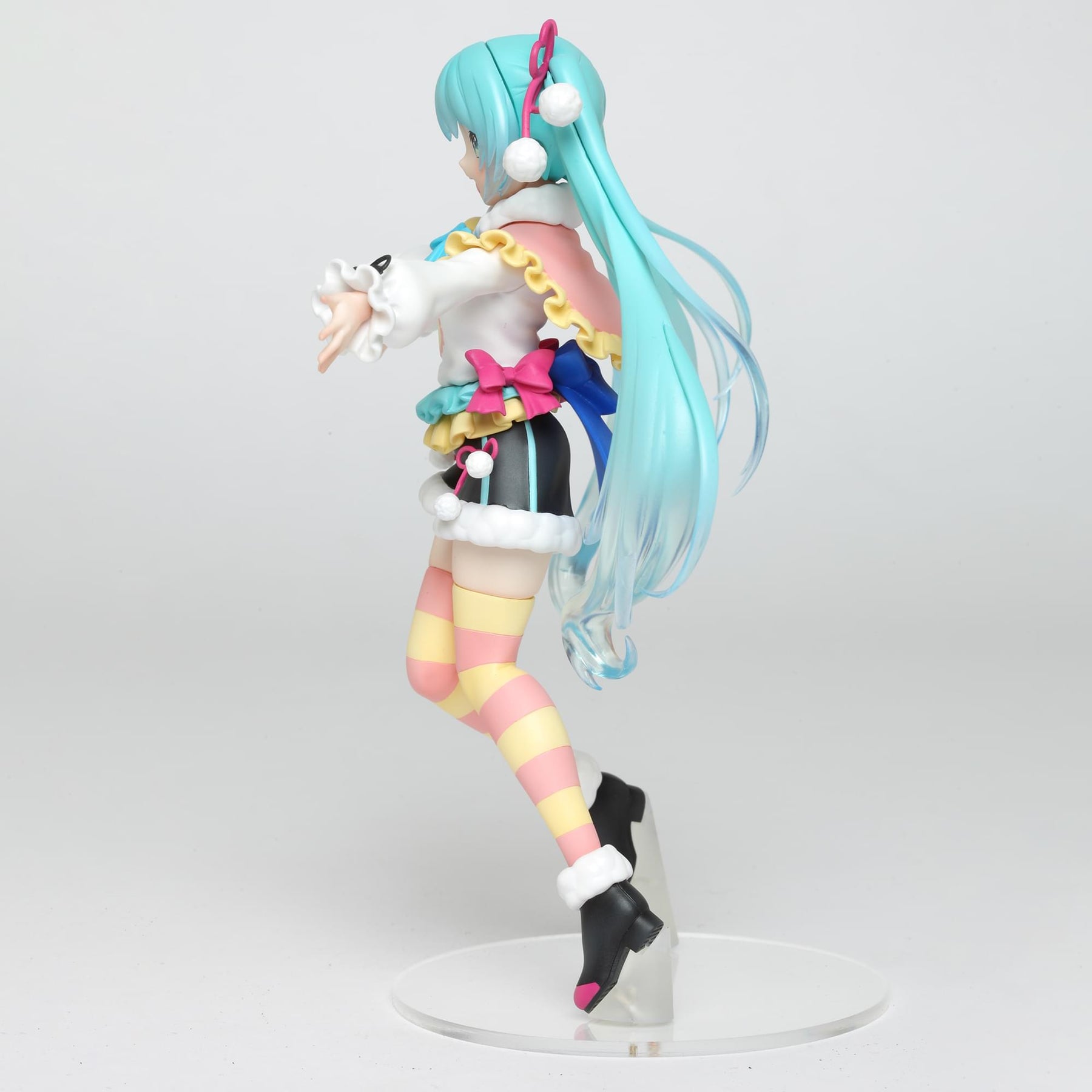 Vocaloid Hatsune Miku Figure | Winter Image Version