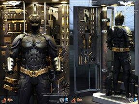 The Dark Knight Rises 1:6 Batman Armory w/ Alfred and Batman Hot Toys Figures