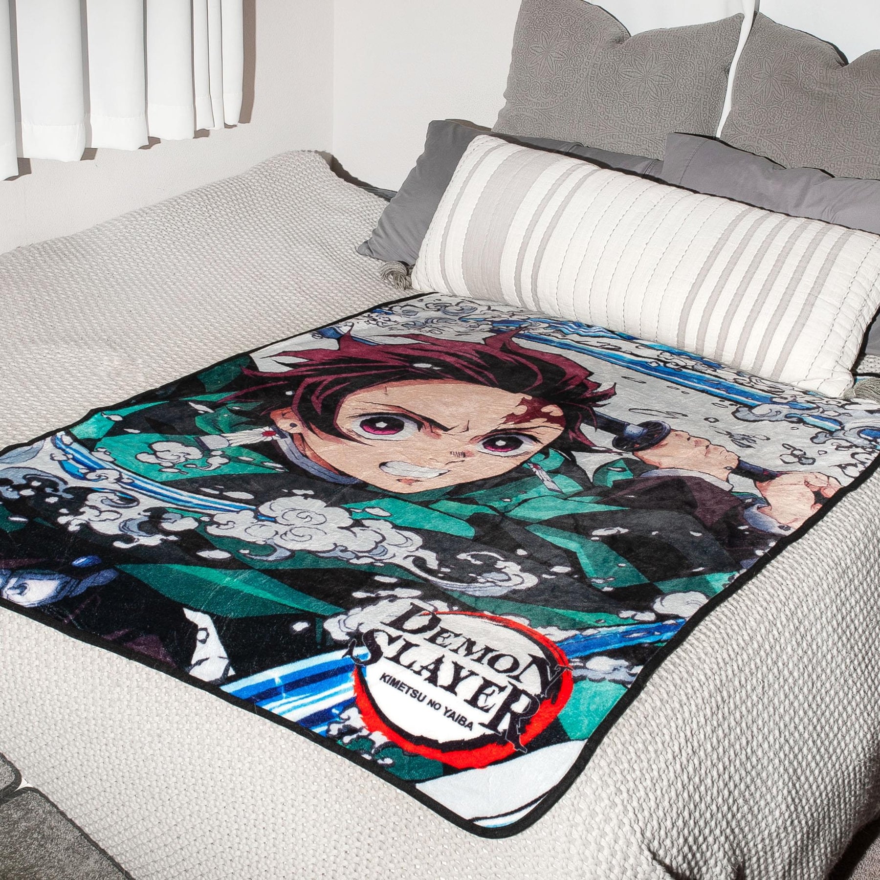 Demon Slayer Tanjiro Kamado Fleece Throw Blanket | 45 x 60 Inches