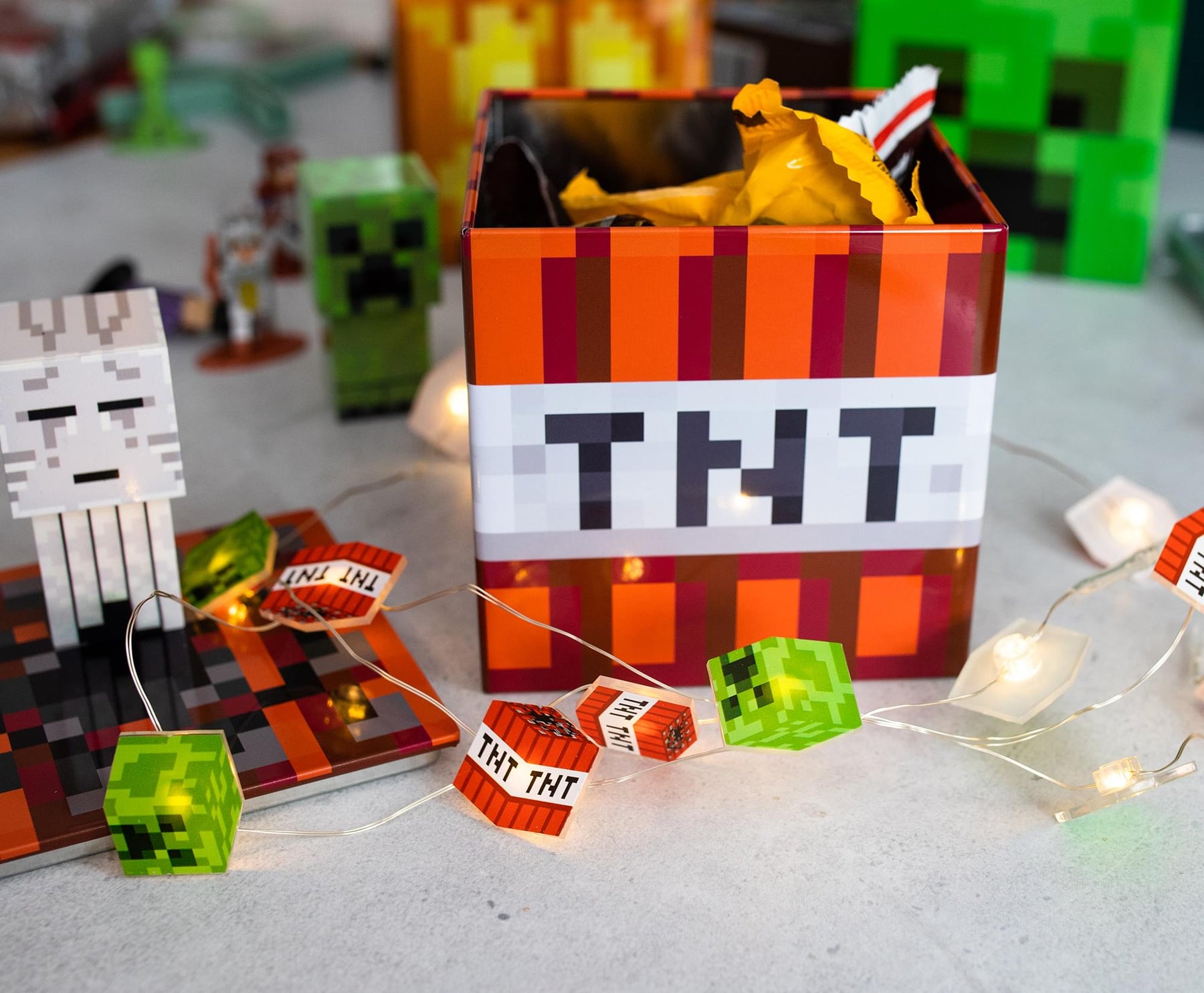 Minecraft TNT Tin Storage Box Cube Organizer with Lid | 4 Inches