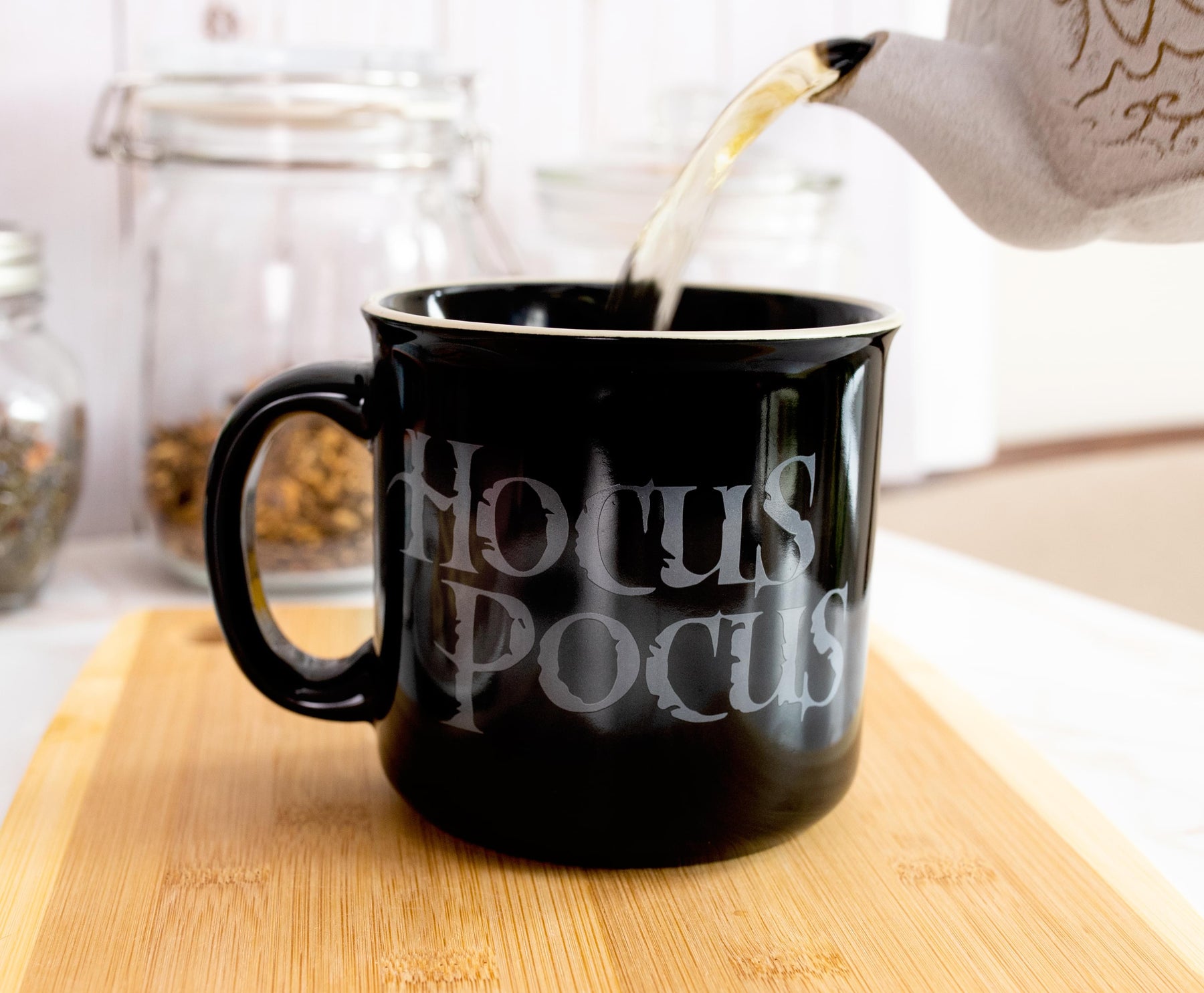 Disney Hocus Pocus Put A Spell On You Ceramic Camper Mug | 20 Ounces
