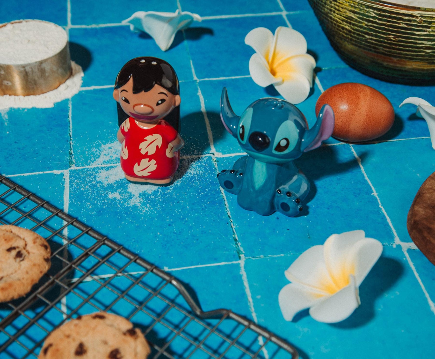 Lilo & Stitch Disney Salt and Pepper Shaker Set