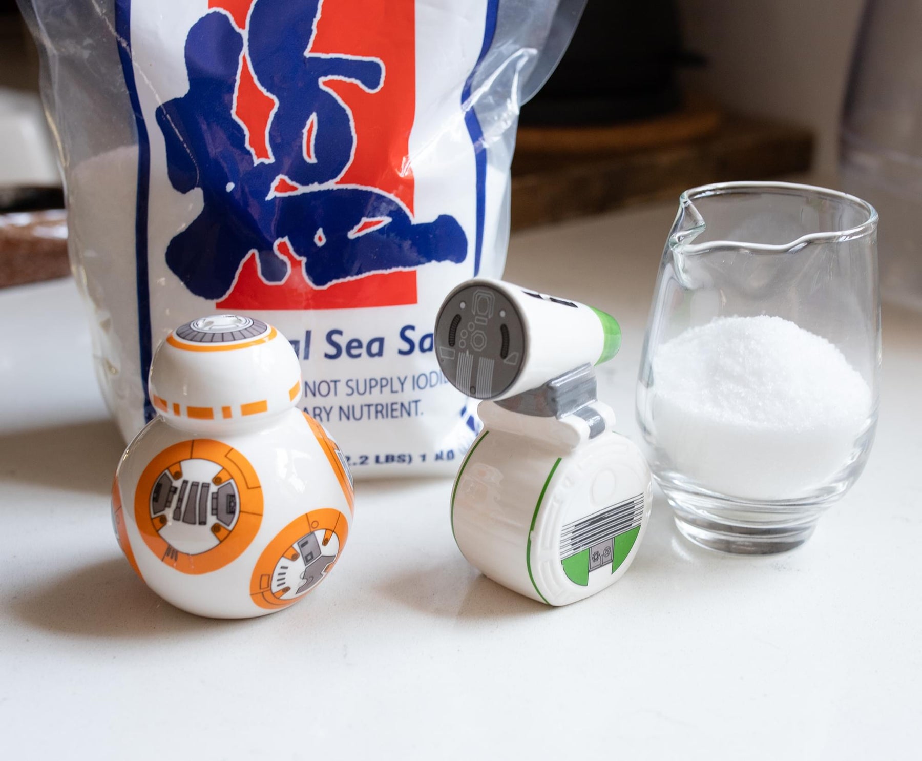 Star Wars BB-8 & R2-D2 Sculpted Salt & Pepper Set